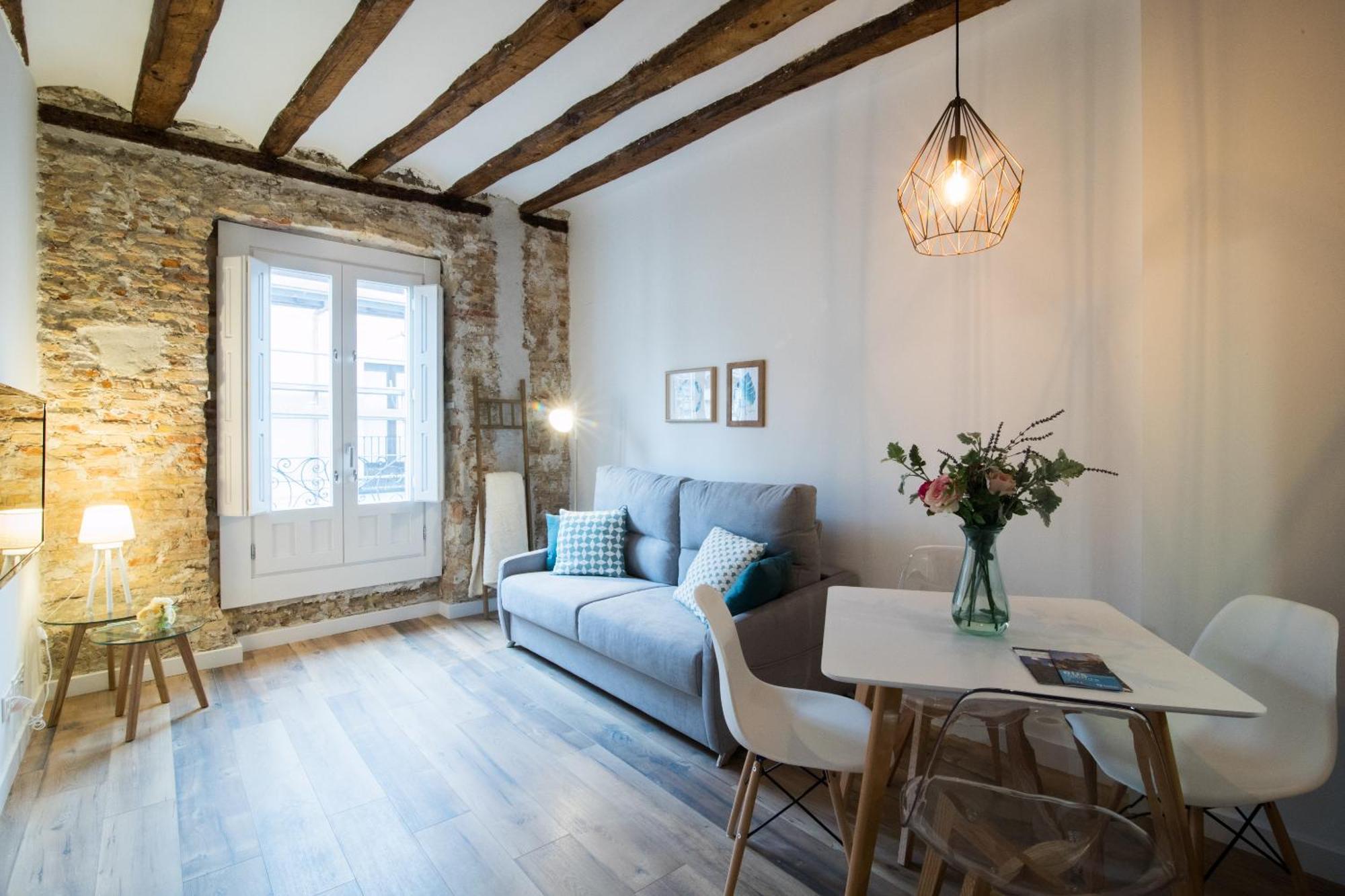 Apartamentos Almada ซาราโกซา ภายนอก รูปภาพ